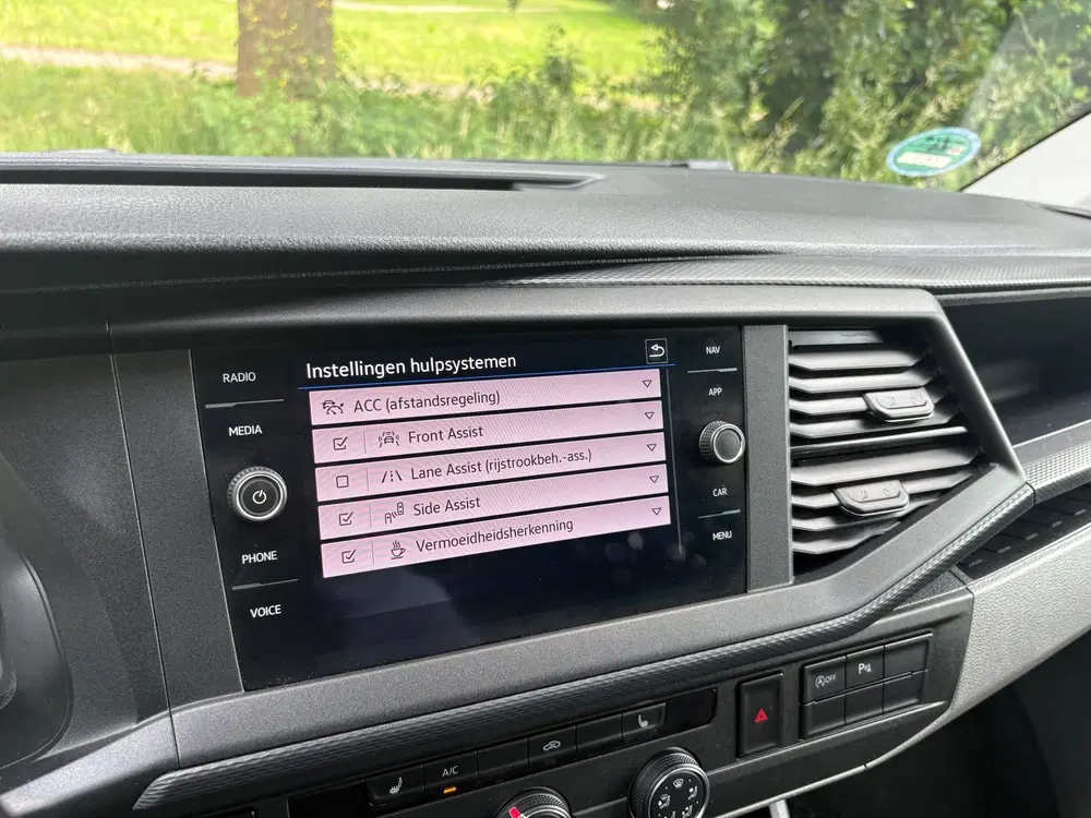 Volkswagen Transporter 2.0 TDI L2H 150PK uit 2019, foto 20