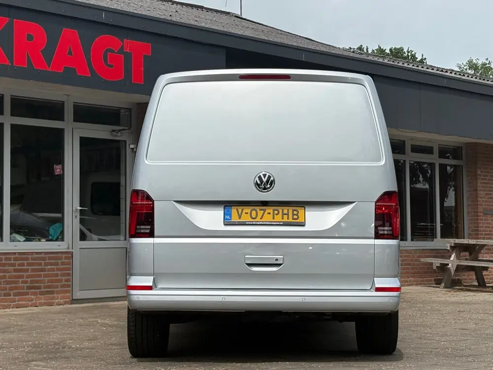 Volkswagen Transporter 2.0 TDI L2H 150PK uit 2019, foto 9
