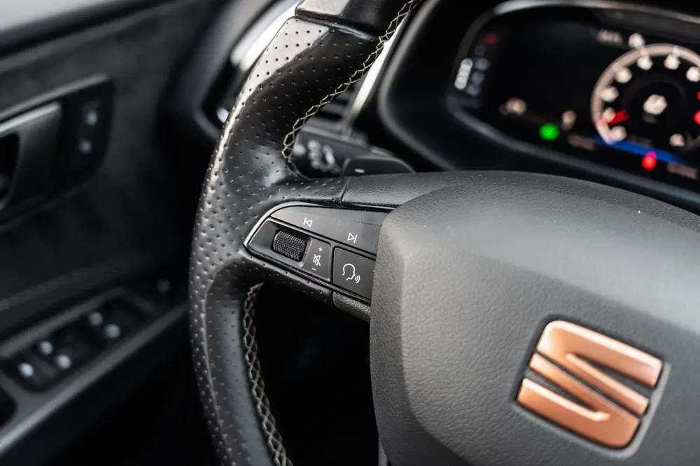 SEAT Leon 2.0 TSI ULTIMATE EDITION CUPRA PANO BEATS uit 2020, foto 18