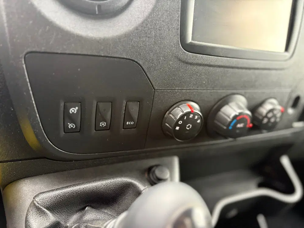 Renault Master T35 2.3 dCi L2H2 Energy 145PK uit 2019, foto 16