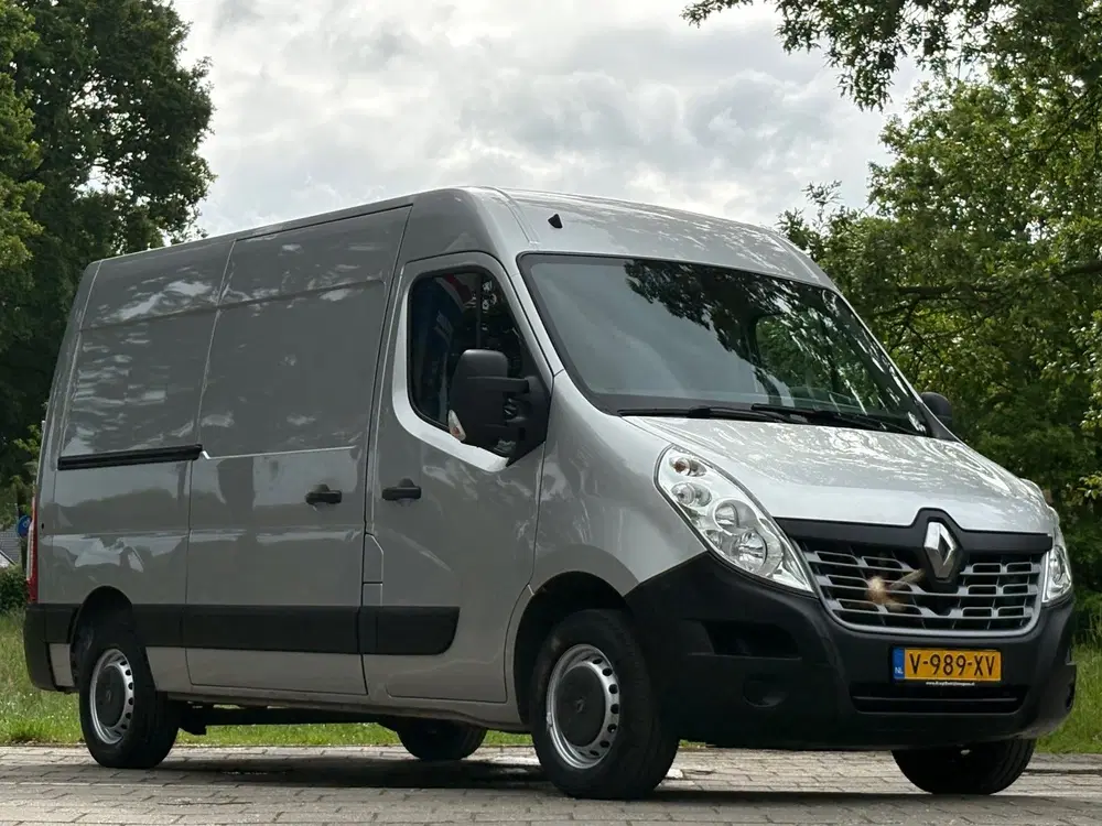 Renault Master T35 2.3 dCi L2H2 Energy 145PK uit 2019, foto 2