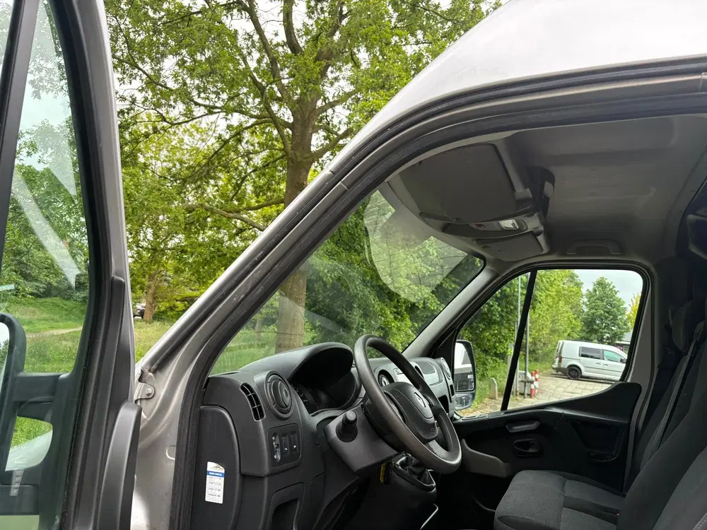 Renault Master T35 2.3 dCi L2H2 Energy 145PK uit 2019, foto 20