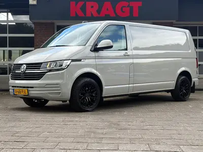 Volkswagen Transporter 2.0 TDI L2H1 150PK uit 2024