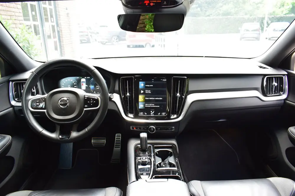 Volvo V60 2.0 T6 Aut. Recharge AWD R-Design Trekhaak uit 2021, foto 9