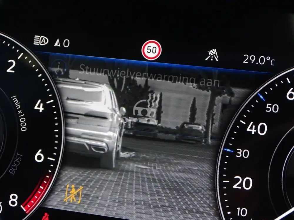 Volkswagen Touareg 3.0 e-Hybrid 462PK 4-Motion R / Massage / uit 2020, foto 13