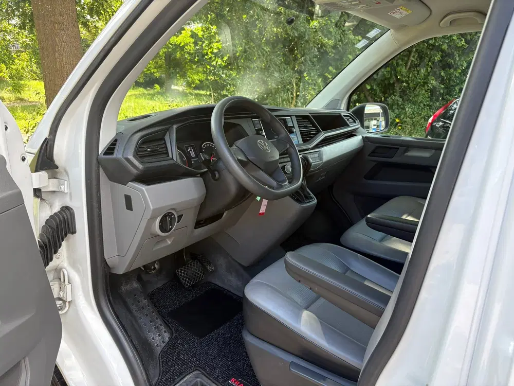Volkswagen Transporter 2.0 TDI L2H1 150PK uit 2024, foto 11