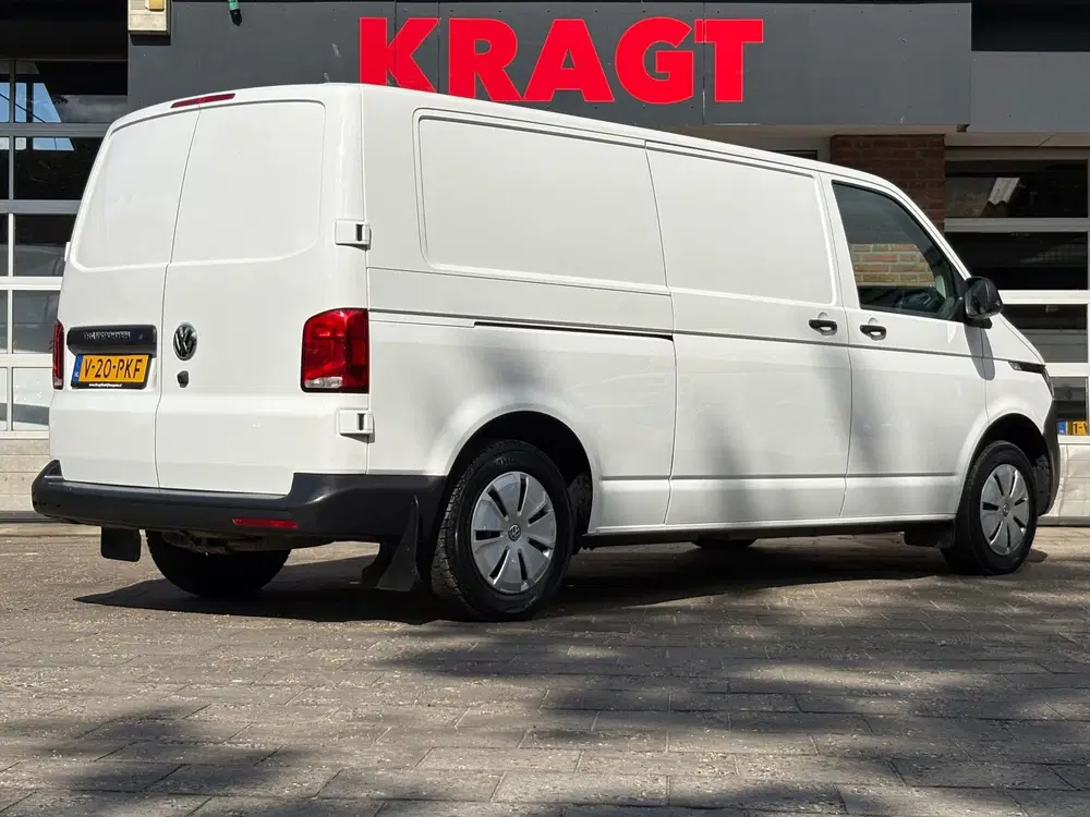 Volkswagen Transporter 2.0 TDI L2H1 150PK uit 2024, foto 4