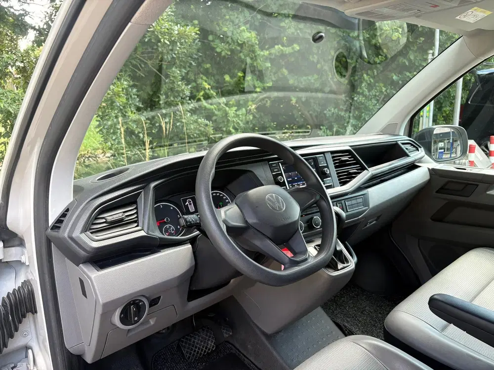Volkswagen Transporter 2.0 TDI L2H1 150PK uit 2024, foto 13
