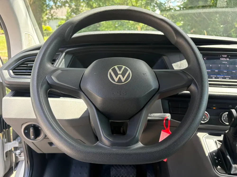 Volkswagen Transporter 2.0 TDI L2H1 150PK uit 2024, foto 14