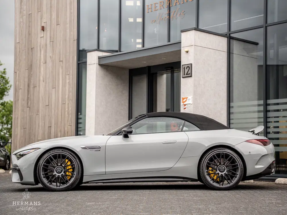 Mercedes-Benz SL 63 AMG 4MATIC+ uit 2023, foto 15