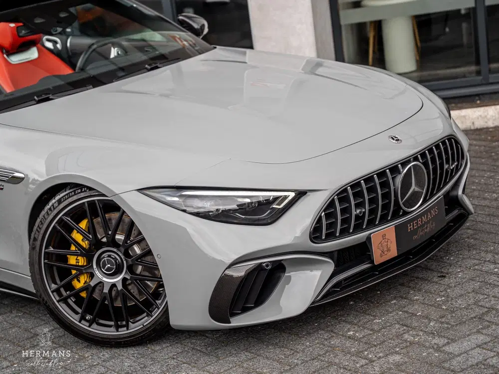 Mercedes-Benz SL 63 AMG 4MATIC+ uit 2023, foto 2