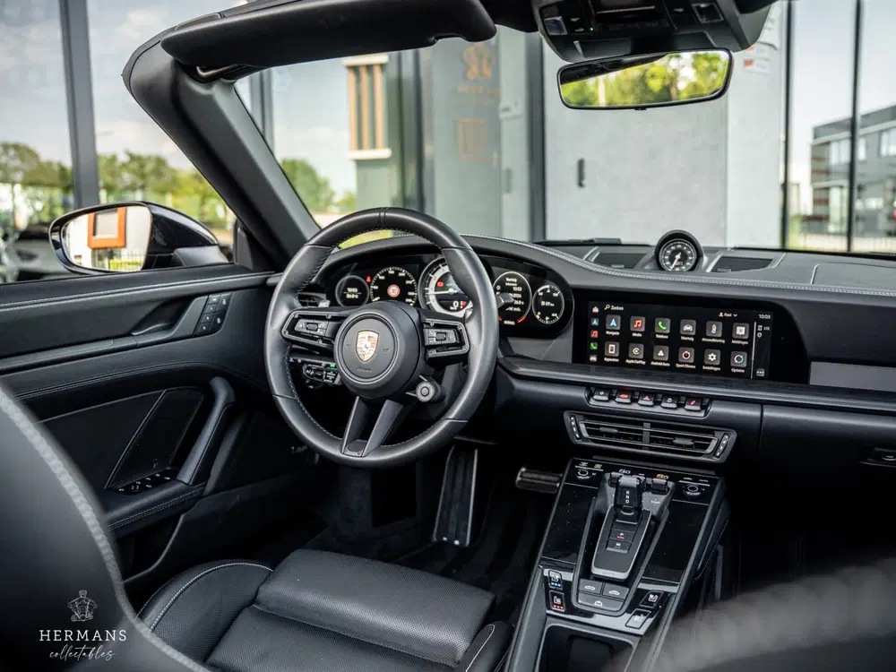 Porsche 911 3.0 Carrera GTS uit 2023, foto 18