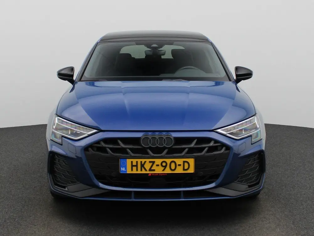 Audi A3 45 TFSI e S edition Competition 272 PK uit 2025, foto 2