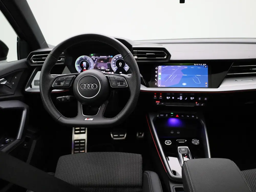 Audi A3 45 TFSI e S edition Competition 272 PK uit 2025, foto 7