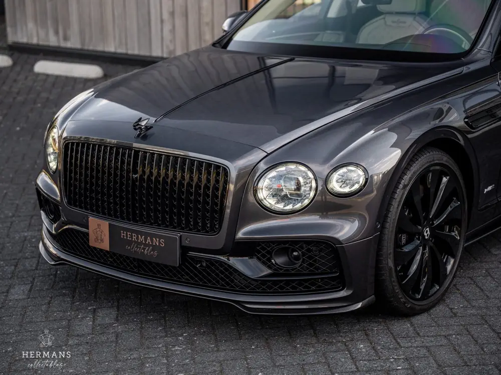 Bentley Flying Spur 6.0 W12 First Edition / Blackline / B&O uit 2021, foto 6