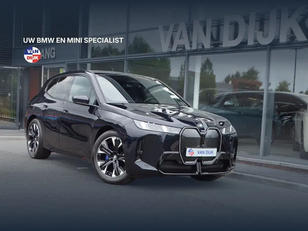BMW iX xDrive45 Innovatiespakket Harman uit 2026