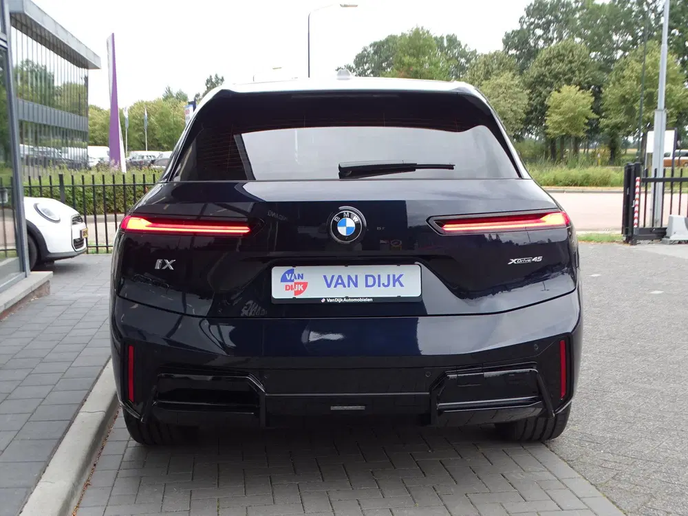 BMW iX xDrive45 Innovatiespakket Harman uit 2026, foto 8
