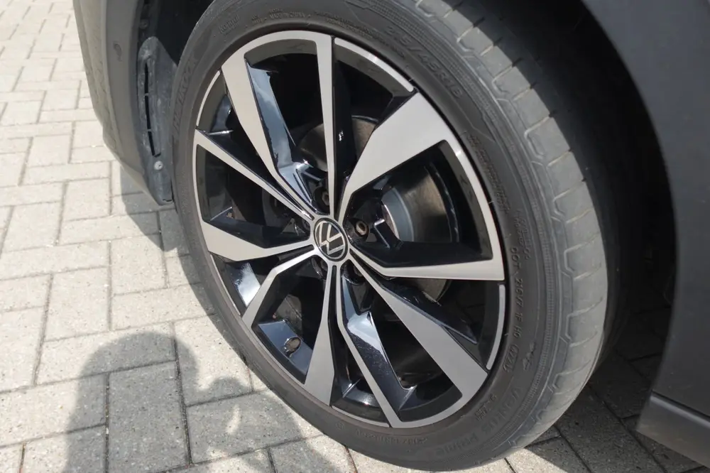 Volkswagen Taigo 1.5 TSI R-Line PANO CAMERA ACC VOL uit 2022, foto 17