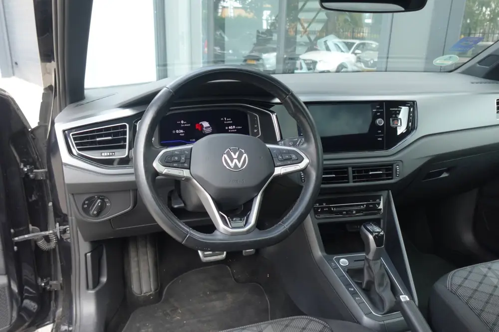 Volkswagen Taigo 1.5 TSI R-Line PANO CAMERA ACC VOL uit 2022, foto 5