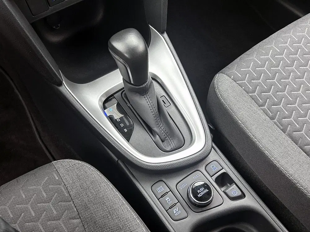 Toyota Yaris Cross 1.5 Hybrid Business Plus AWD uit 2024, foto 11