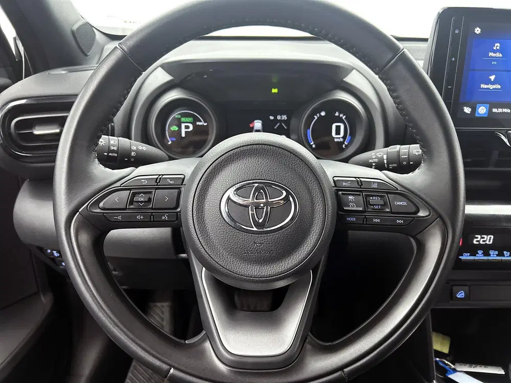 Toyota Yaris Cross 1.5 Hybrid Business Plus AWD uit 2024, foto 18