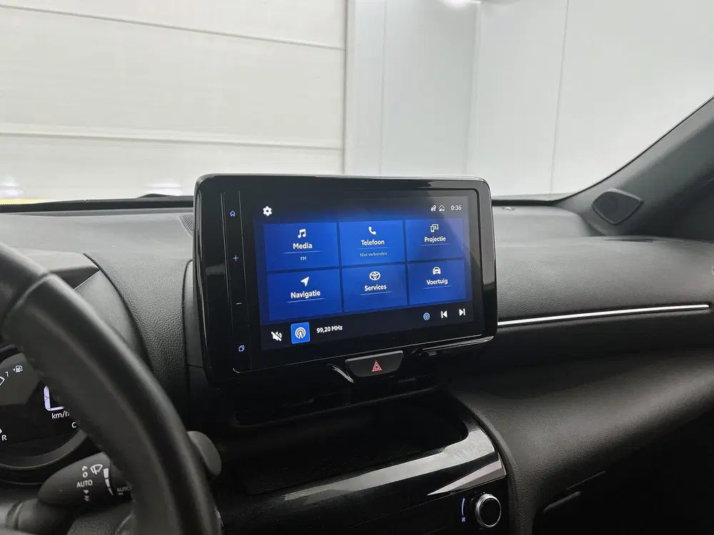 Toyota Yaris Cross 1.5 Hybrid Business Plus AWD uit 2024, foto 9