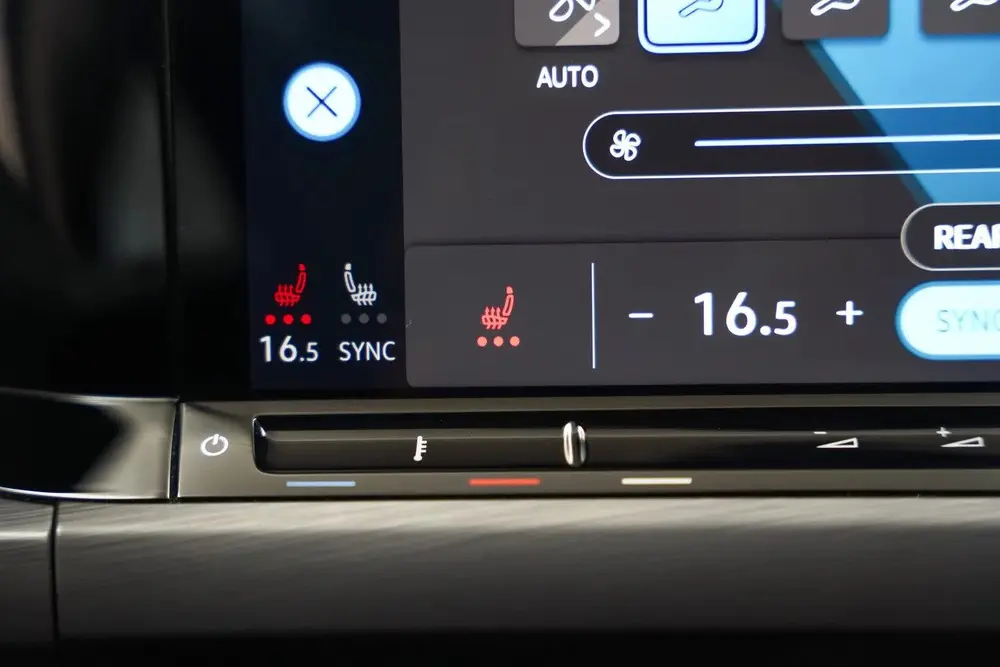 Volkswagen Golf 1.4 TSI e-Hybrid Style [ Virtual Navi schuif uit 2022, foto 10