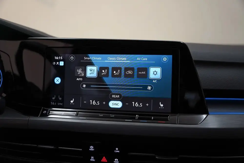 Volkswagen Golf 1.4 TSI e-Hybrid Style [ Virtual Navi schuif uit 2022, foto 8