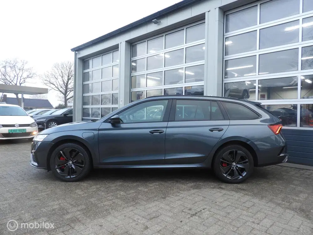 Skoda Octavia 1.4 TSI iV RS uit 2022, foto 7