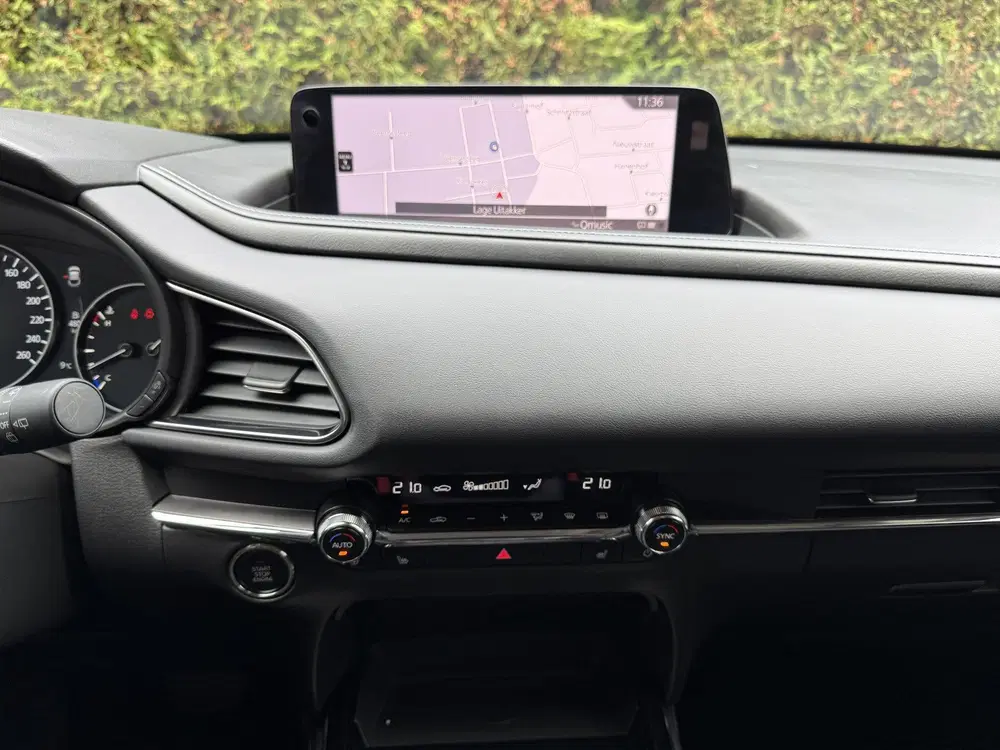 Mazda CX-30 2.5 e-SkyActiv-G 140pk M-Hybrid Exclusive uit 2025, foto 17