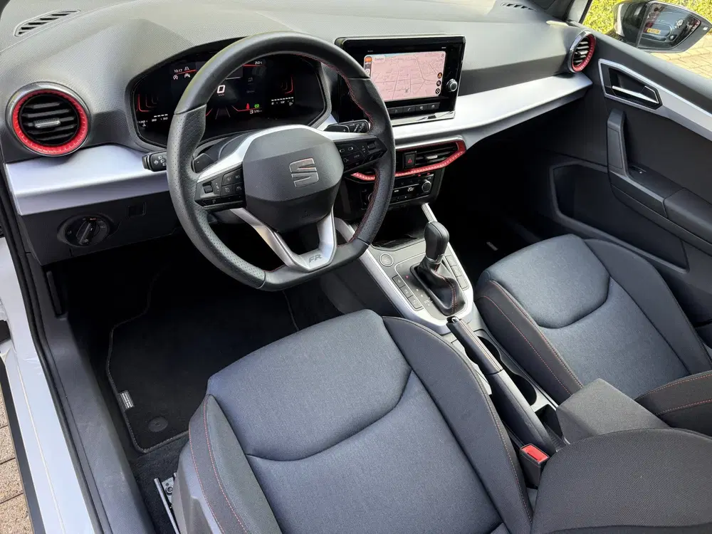 SEAT Arona 1.0 EcoTSI 116pk DSG FR Business Connect l uit 2025, foto 5