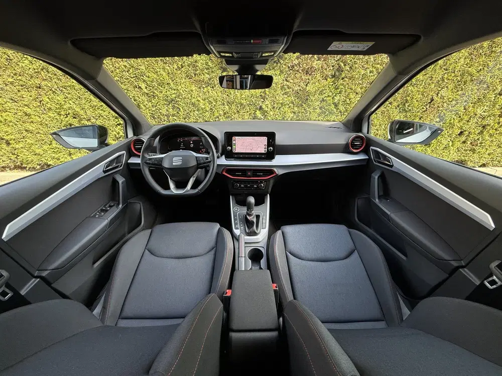 SEAT Arona 1.0 EcoTSI 116pk DSG FR Business Connect l uit 2025, foto 8