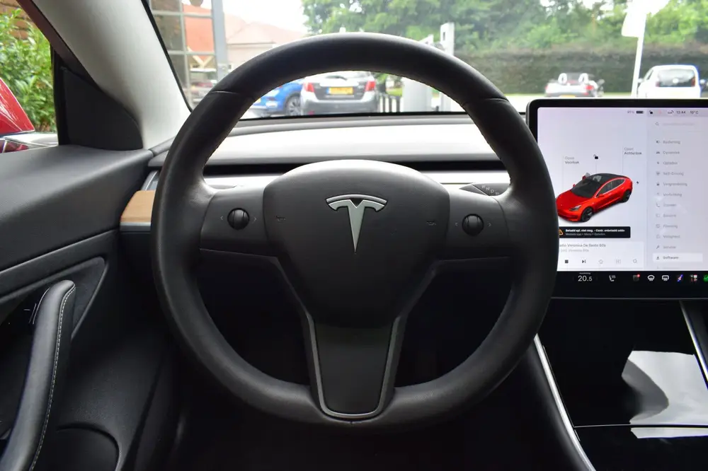 Tesla Model 3 Standard RWD Plus 60 kWh 85% SOH uit 2019, foto 17