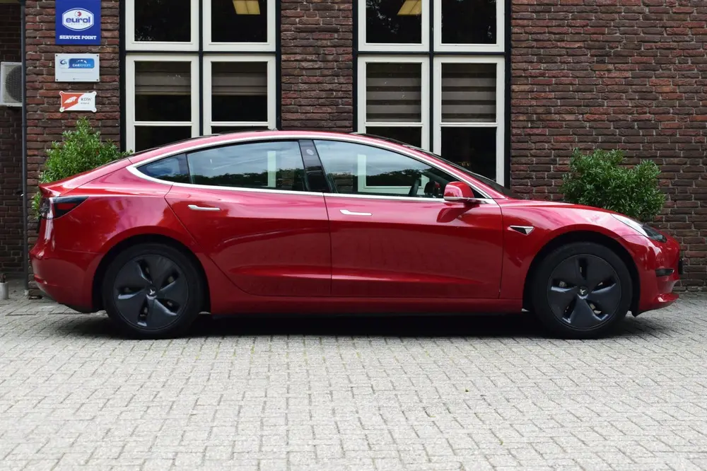 Tesla Model 3 Standard RWD Plus 60 kWh 85% SOH uit 2019, foto 6
