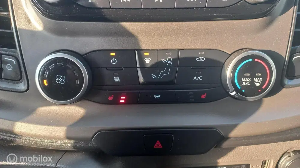 Ford Transit Custom 320 2.0 TDCI L2H1 Trend DC uit 2021, foto 17