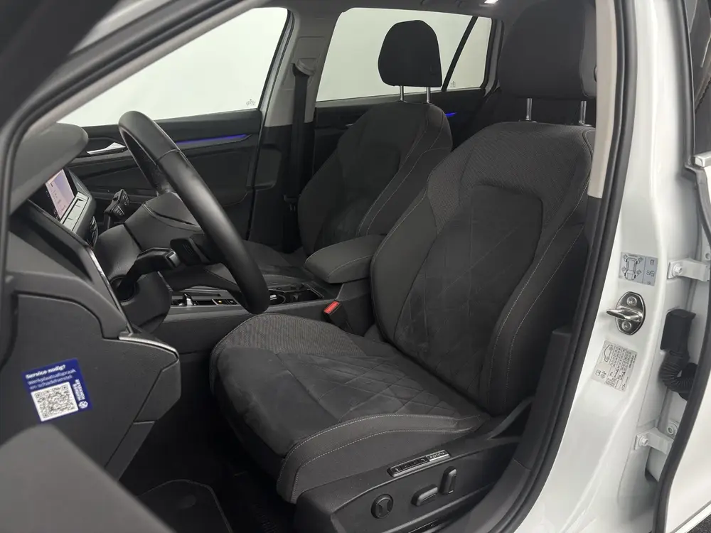 Volkswagen Golf Variant 1.5 eTSI Style | Trekhaak | Panorama uit 2021, foto 7