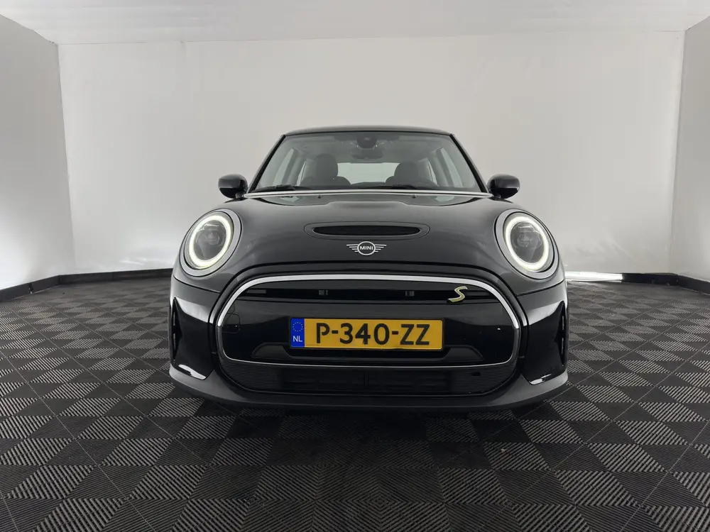 Mini Electric MINI Yours 33 kWh [3-Fase-11kW] {SoH-96%} uit 2022, foto 2