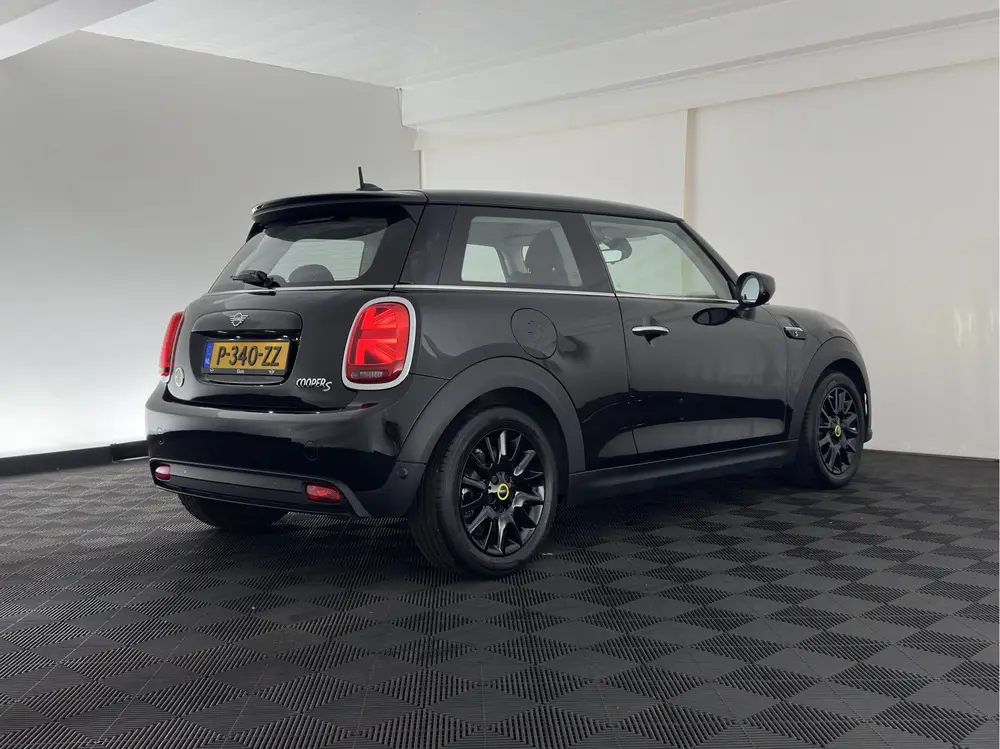 Mini Electric MINI Yours 33 kWh [3-Fase-11kW] {SoH-96%} uit 2022, foto 6