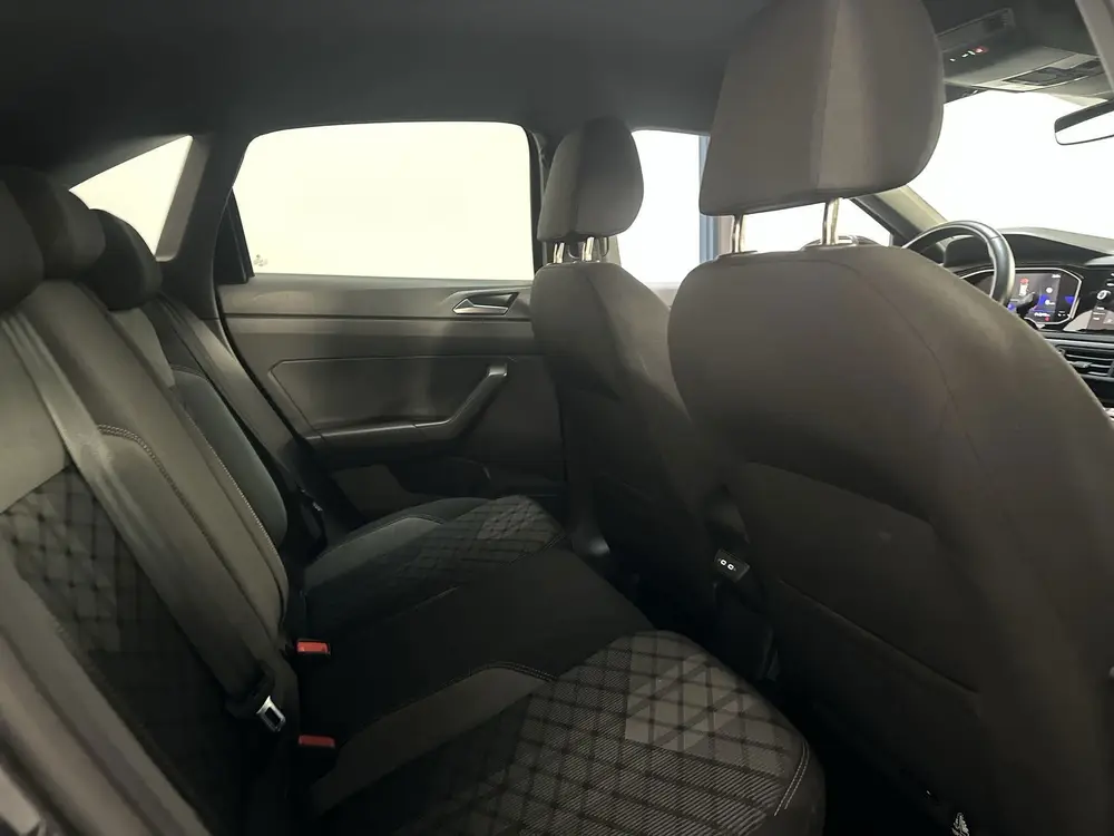Volkswagen Taigo 1.0 TSI DSG R-Line Camera Stoelverwarming A uit 2022, foto 15