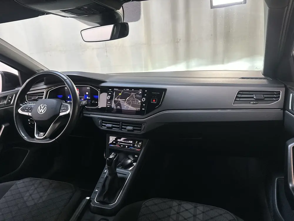 Volkswagen Taigo 1.0 TSI DSG R-Line Camera Stoelverwarming A uit 2022, foto 2
