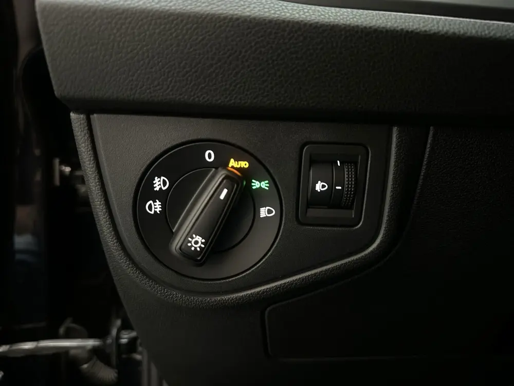 Volkswagen Taigo 1.0 TSI DSG R-Line Camera Stoelverwarming A uit 2022, foto 20