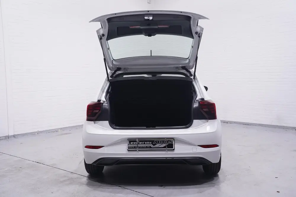 Volkswagen Polo 1.0 MPI Polo Airco Cruise Regensensor Licht uit 2022, foto 14