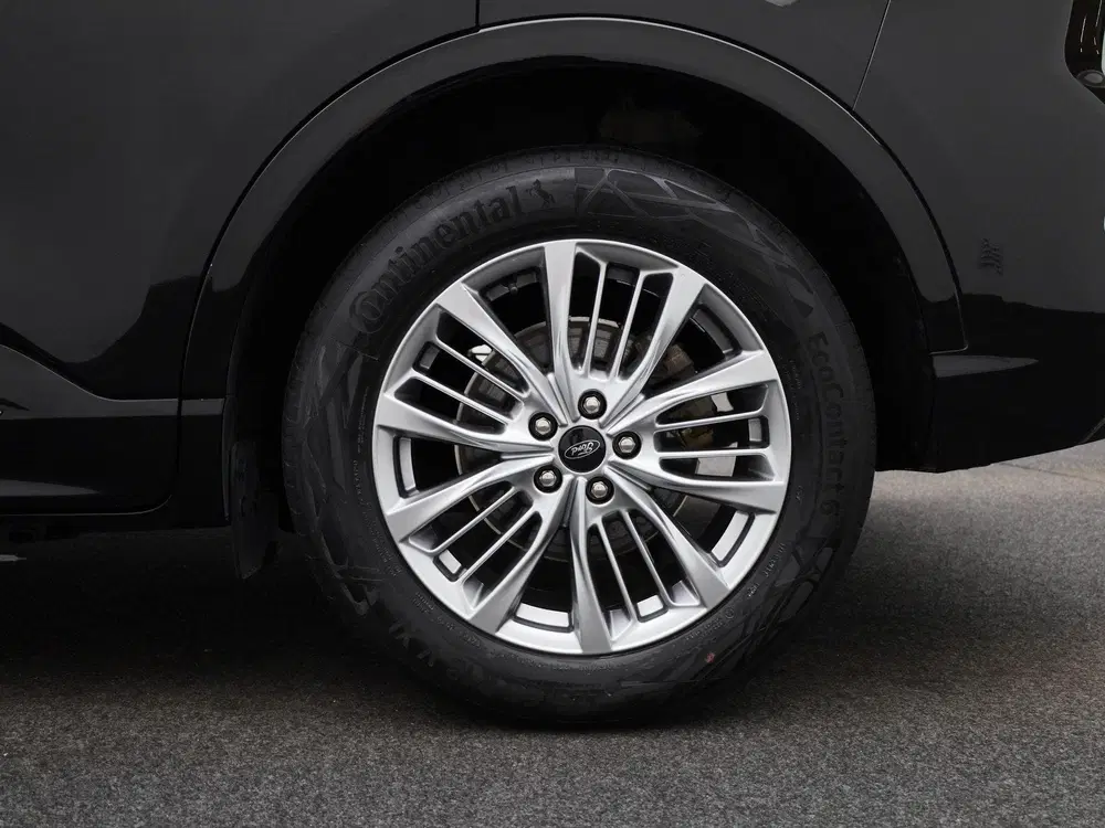 Ford Kuga 2.5 PHEV Vignale uit 2022, foto 13