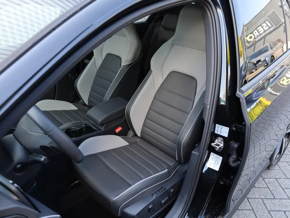 Volkswagen Golf GTE 1.5 eHybrid 272PK | Panodak | Leer | 360 uit 2026, foto 8