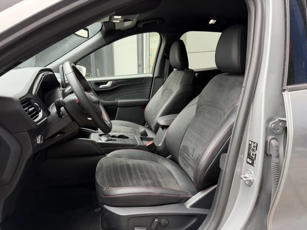 Ford Kuga 2.5 PHEV ST-Line X uit 2021, foto 8