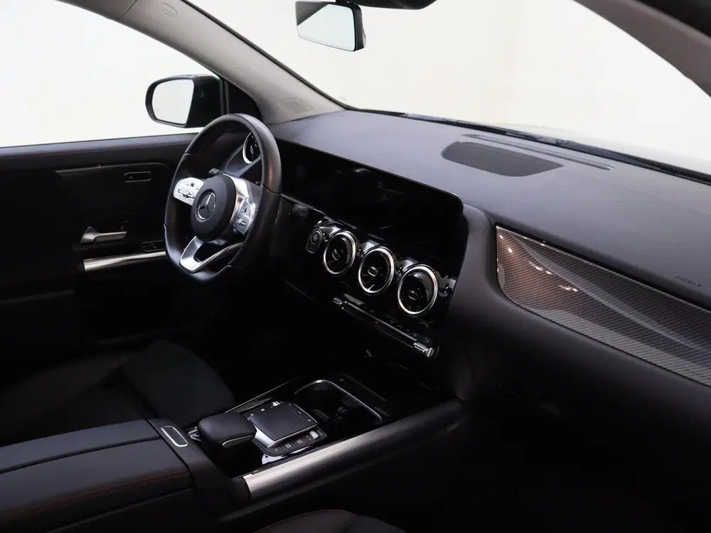 Mercedes-Benz GLA 250 e Business Solution AMG Limited uit 2022, foto 6