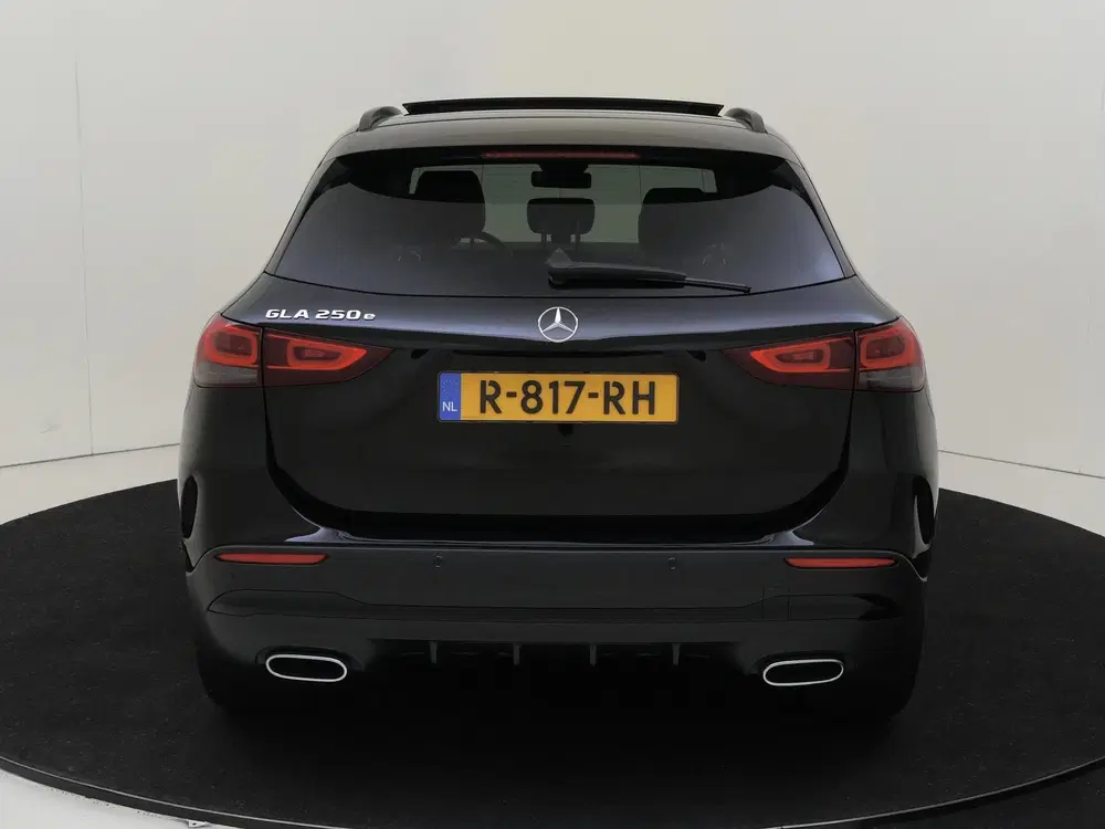Mercedes-Benz GLA 250 e Business Solution AMG Limited uit 2022, foto 8