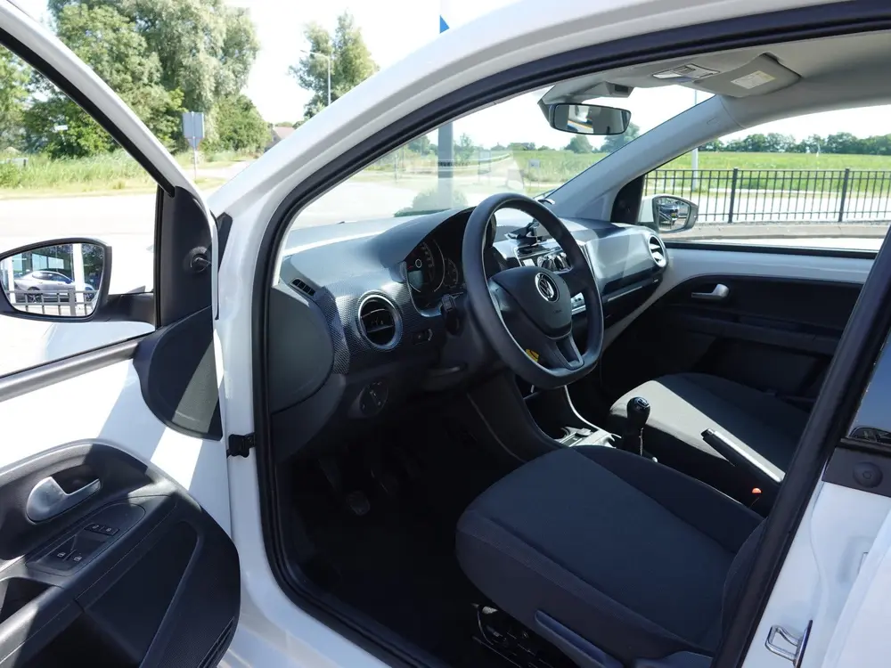 Volkswagen Up! 1.0 BMT 5-DRS | AIRCO | CRUISE | DAB | BT-TEL uit 2023, foto 4