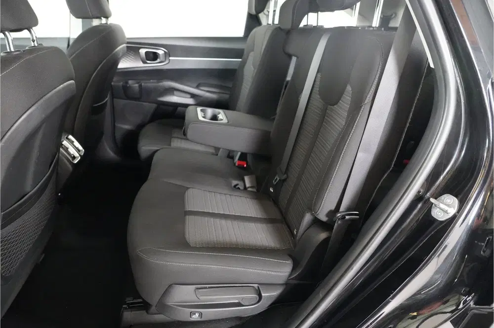 Kia Sorento 1.6 T-GDI 4WD 265 pk PHEV uit 2023, foto 10