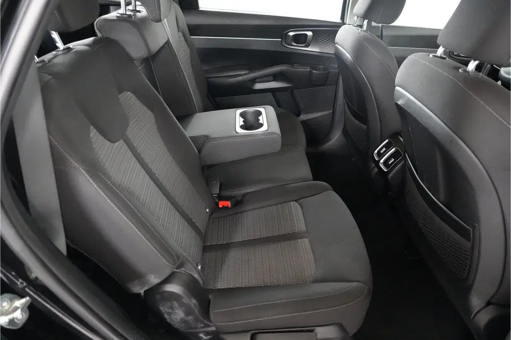 Kia Sorento 1.6 T-GDI 4WD 265 pk PHEV uit 2023, foto 14